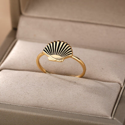 Vintage Shell Ring