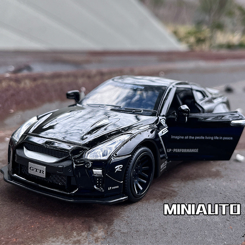 NISSAN GTR Auto-Metallspielzeug